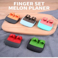 Smart Kitchen Gadget Home Plastic Stainless Steel Double Finger Apple Fruit Palm Peeler for Potato Vegetable